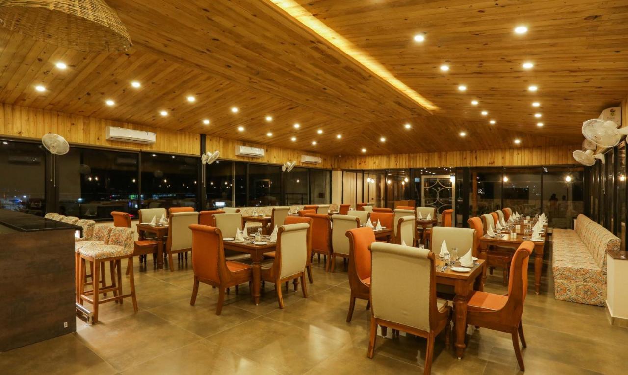 Hotel Treebo Blessing Bells Dehradun Exterior foto